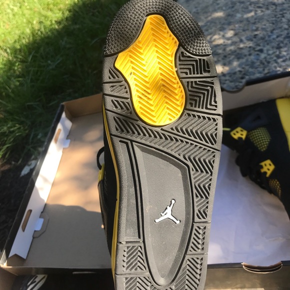 Nike Air jordan 4 Thunder GS | Kixify Marketplace